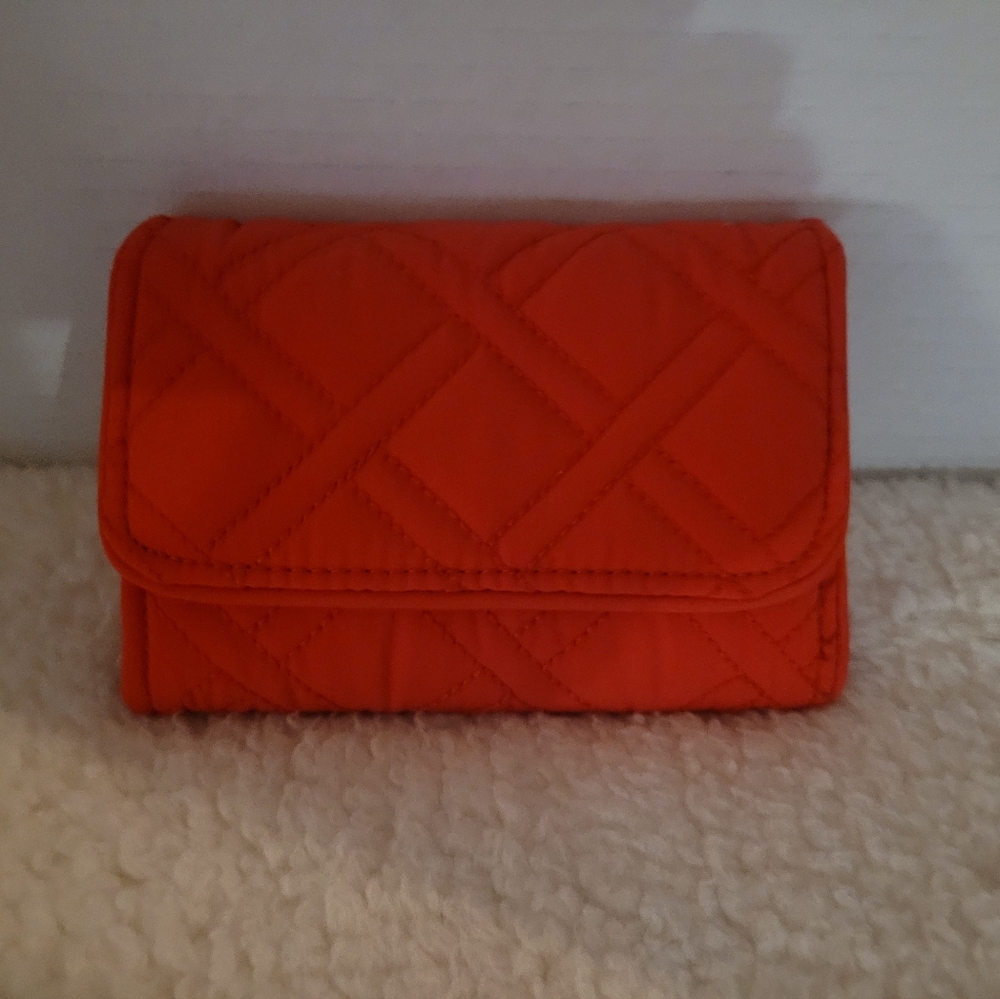Vera Bradley Quilted Red Women's Wallet RFD PROTECTION